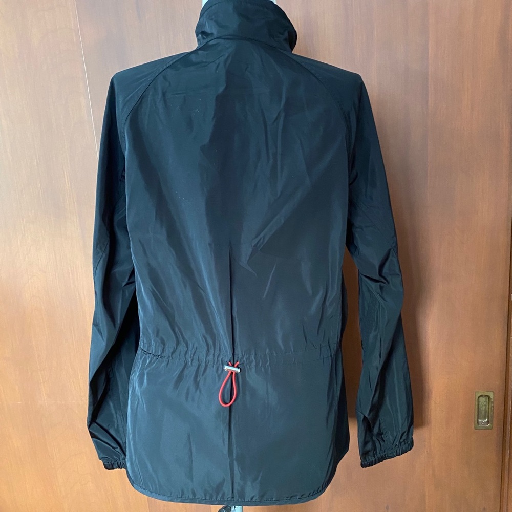 Ralph Lauren Active lightweight coat. - Picture 3 of 5